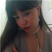 Laureata in Scienze Politiche e in Teorie della Comunicazione offre ripetizioni di diritto, storia, filosofia e letteratura